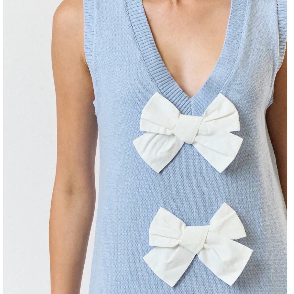 Womens Sweater Mini Dress with Front Bow Detail Sleeveless Knit Pullover Ribbed